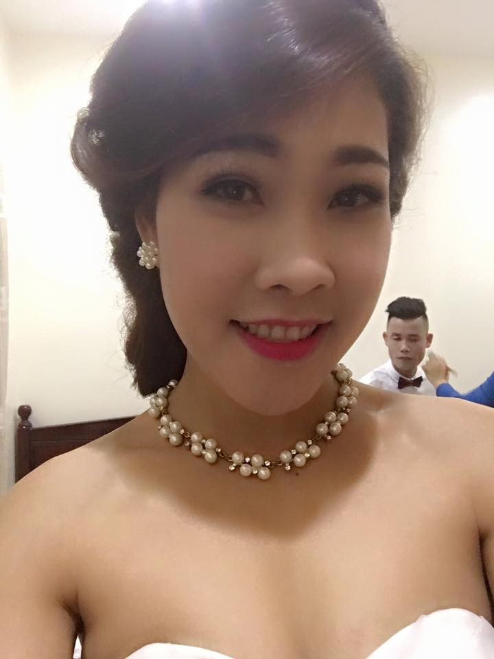 Lo anh cuoi cua Hiep Ga va nguoi phu nu thu ba-Hinh-3